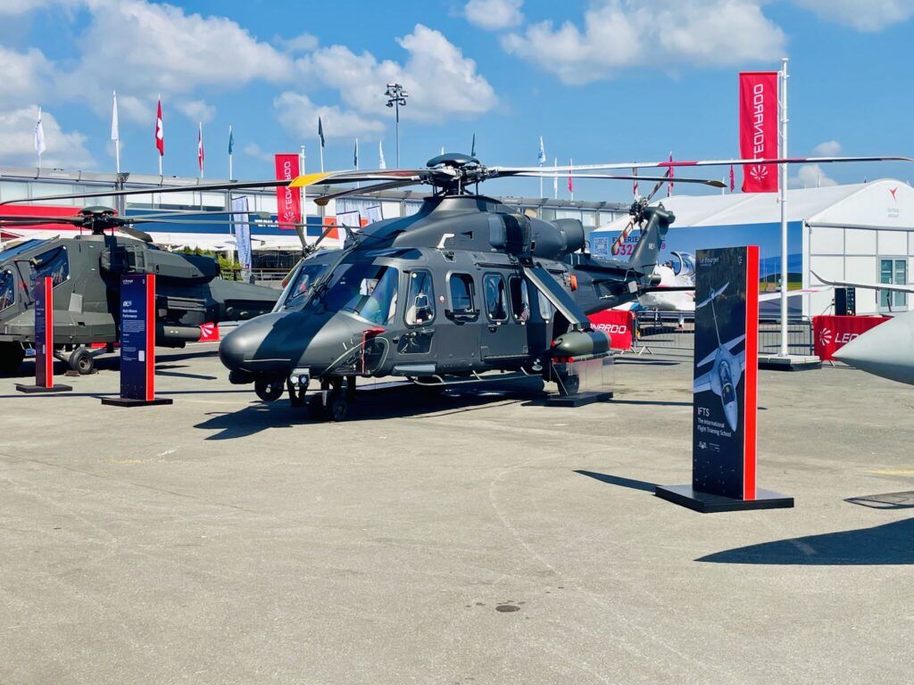 International Paris Air Show - manta group